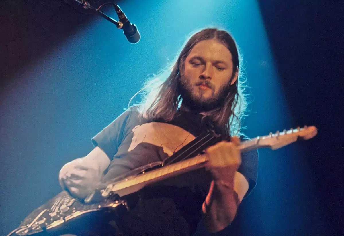 David Gilmour 1 David Gilmour durante la gira de presentación del álbum "Animals", de Pink Floyd en Zúrich, febrero de 1977. Foto: Fabio D'Emilio.