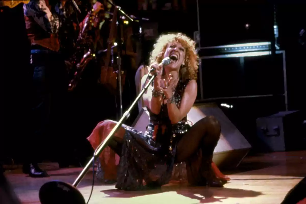 Bette Midler, la actriz y cantante que con humor encanta 4 Bette Midler en The Rose