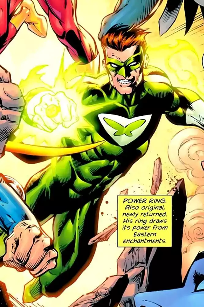 Las armas más conocidas de los cómics 3 Las 10 armas más conocidas en el mundo de los cómics Linterna verde portando su anillo.