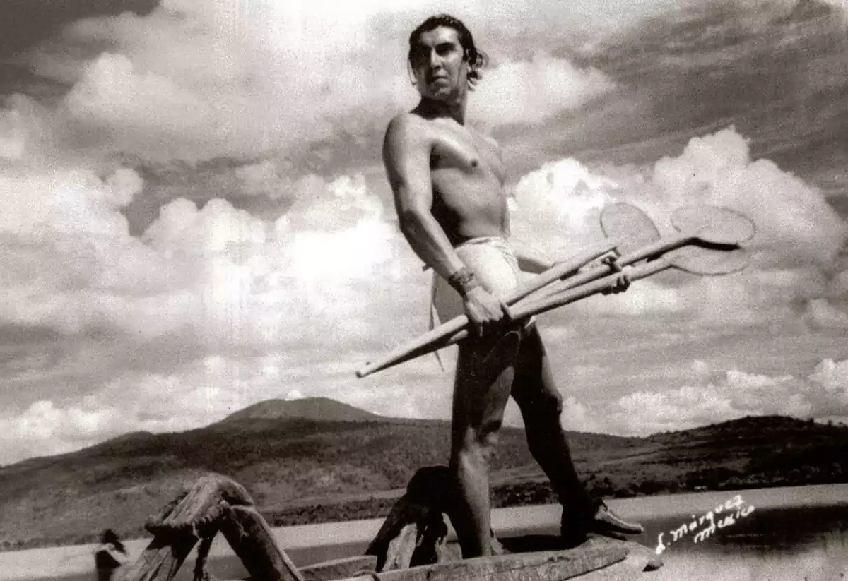 ¿Exactamente quién es Oscar? 4 Oscar. Emilio "El Indio" Fernández durante la filmación de la cinta "Janitzio", de 1934. Foto: Luis Márquez Romay.