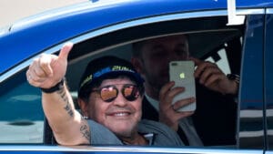 Los autos más exóticos de Maradona Los autos más exóticos de Maradona